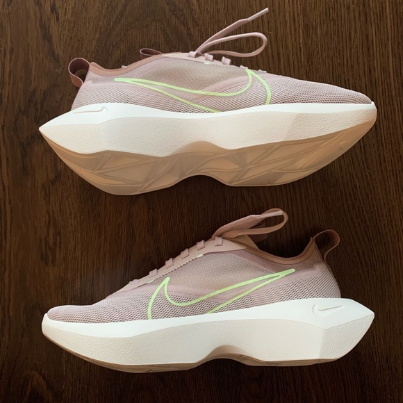 Nike Shoes - Nike Sneakers Vista Lite